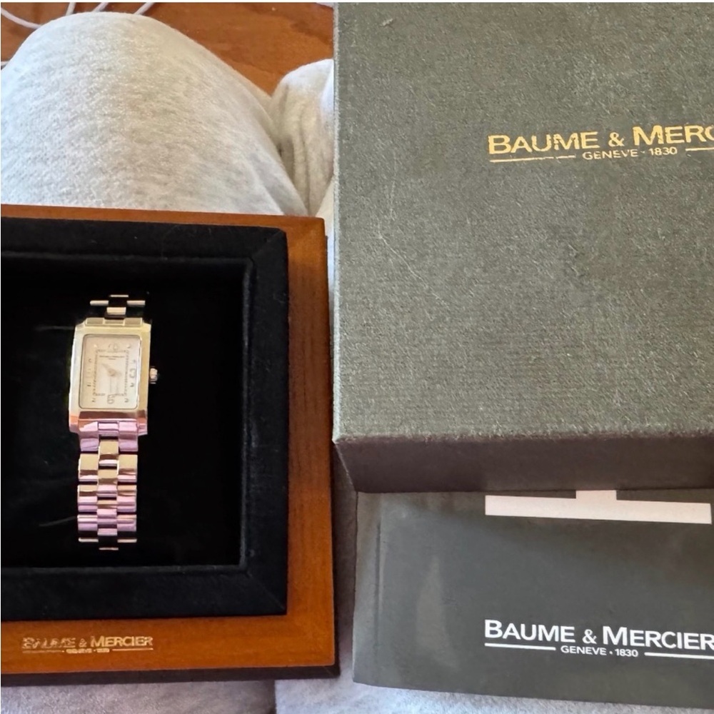 **Authentic Baume & Mercier Women's Hampton Stainless Steel Watch**